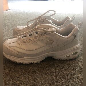 Skechers Tennis Shoe